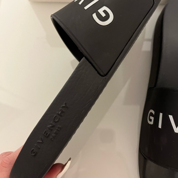 Givenchy Slides Authentic - Picture 4 of 8